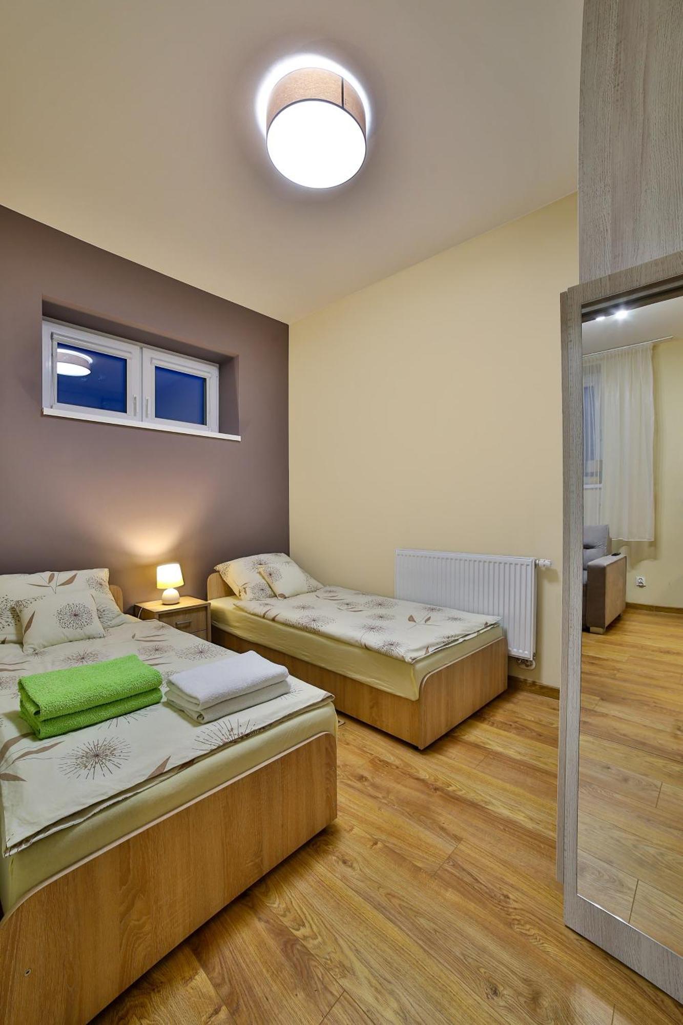 Apartamenty Kombi Новий Тарг Екстер'єр фото